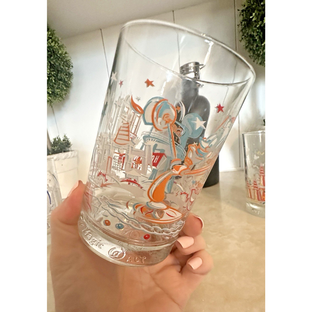 COLLECTIBLE McDONALDS 25th ANNIVERSARY WALT DISNEY WORLD GLASSES - SET OF 4 - Picture 5 of 11